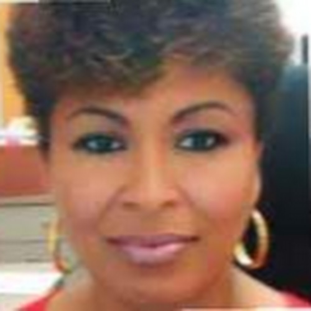 Meet your Posher, Jacqueline